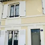 « maison Sauge » Et Son Jardin Deauville