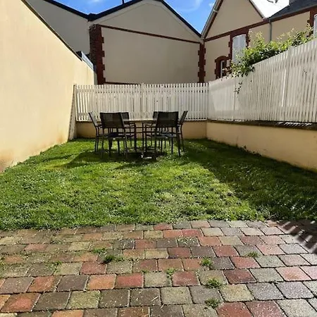 « maison Sauge » Et Son Jardin بيت للعطل