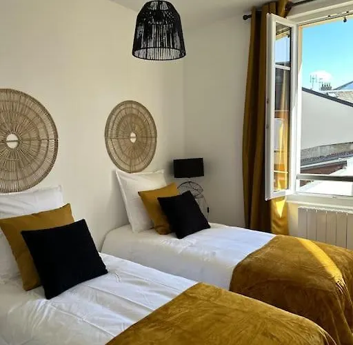 « maison Sauge » Et Son Jardin