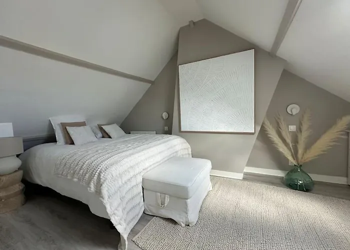 « maison Sauge » Et Son Jardin * 多维尔